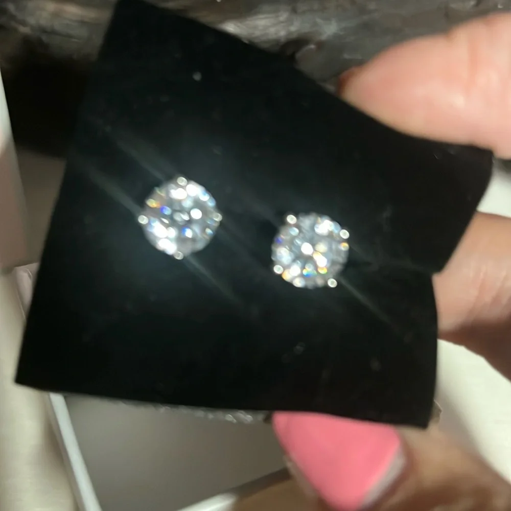 C101 Silver 925 Diamonique Stud Earrings - Picture 4 of 7